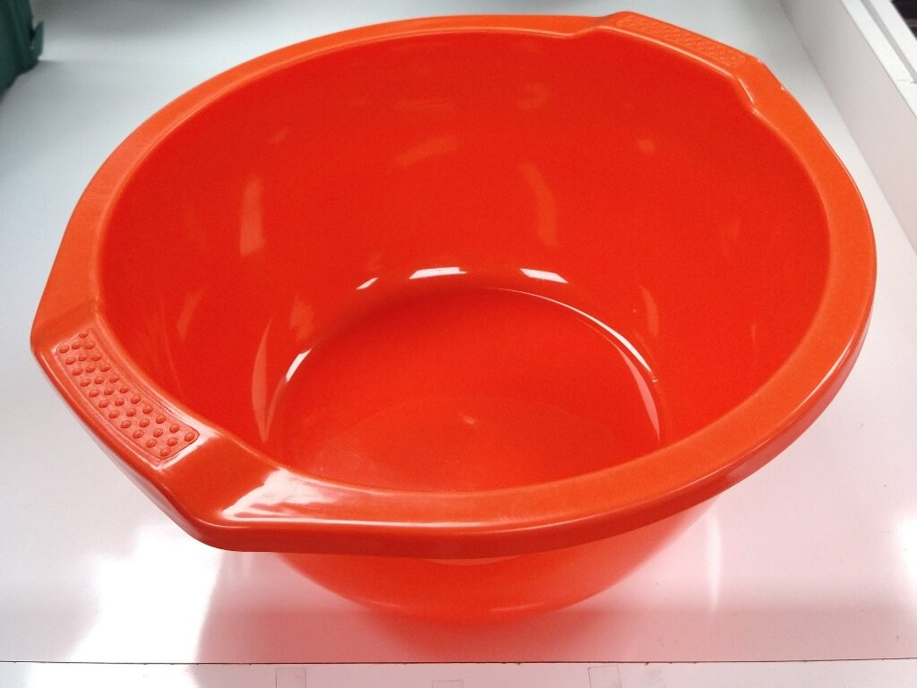 17″ Deep Plastic Tub w/ Handles Homemax